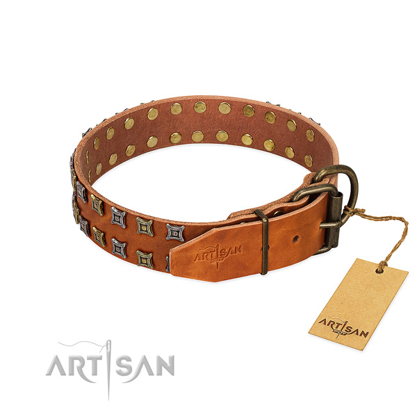 Top rate natural leather dog collar made for your pet